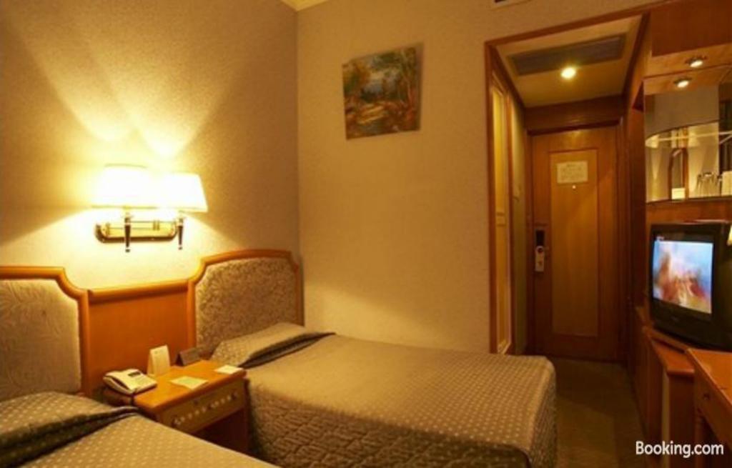 Beijing Dong Chang'An Hotel ภายนอก รูปภาพ